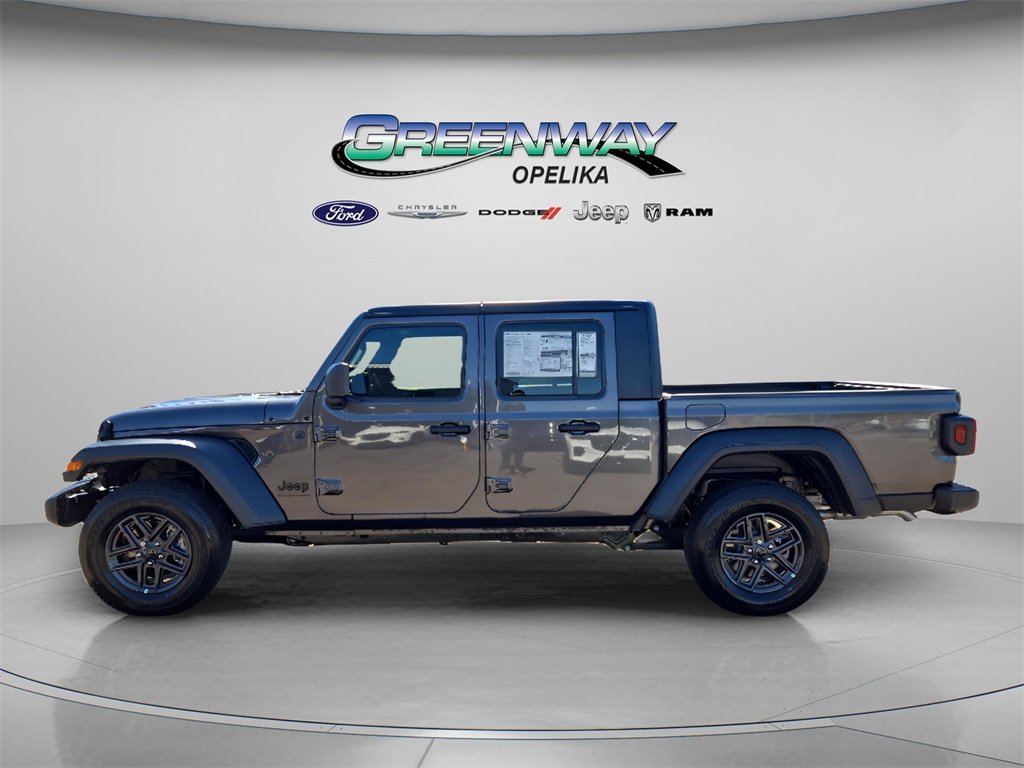 2025 Jeep Gladiator Sport S photo 4