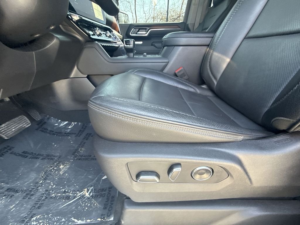 Certified Used 2025 Silver GMC Denali image 12