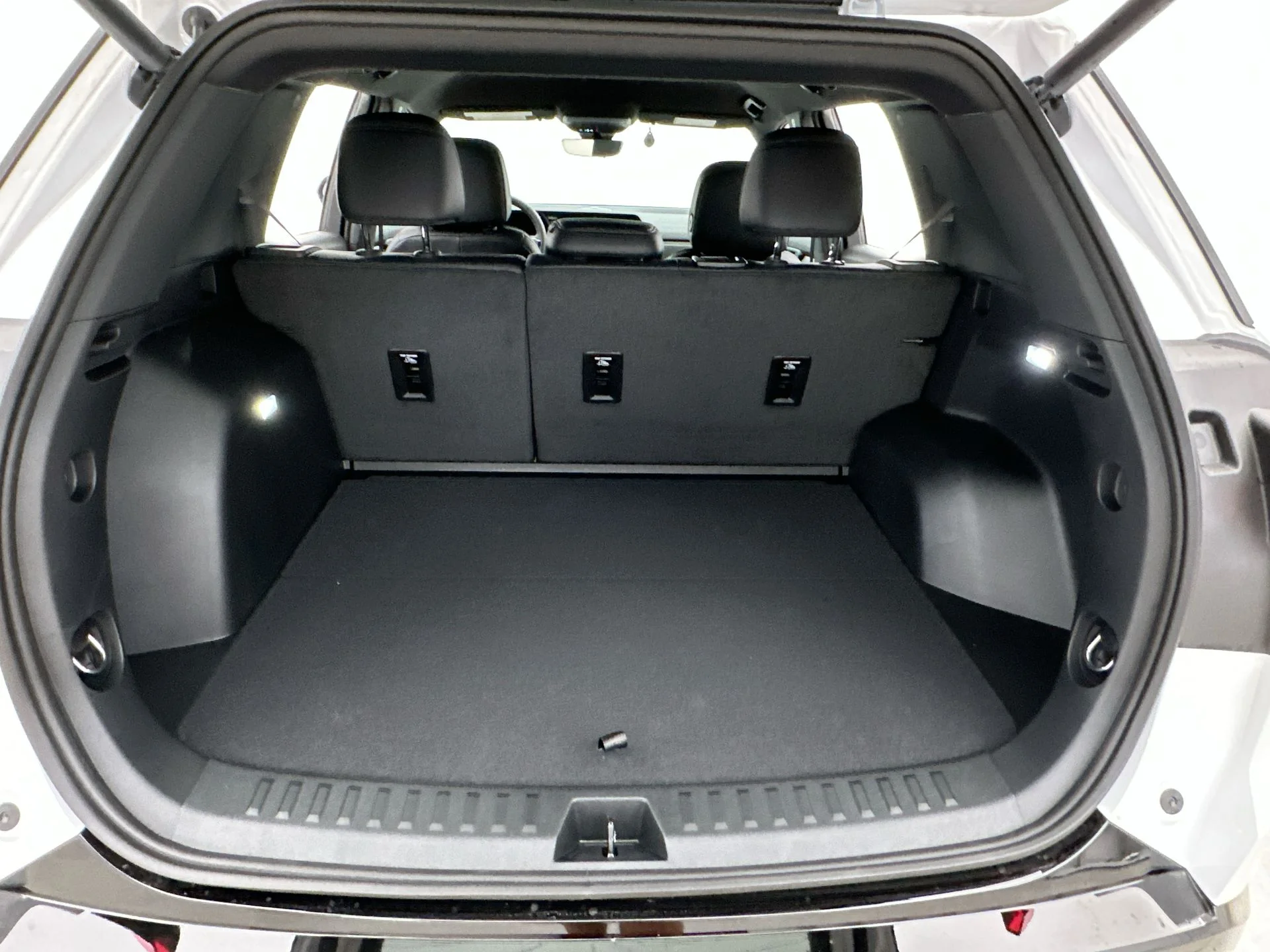 2027 GMC Terrain AT4 - Photo 79