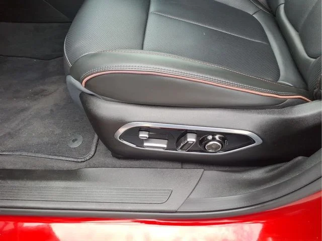 Used 2024 Red Jeep Launch Edition image 21