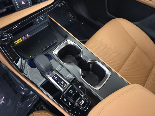 Certified Used 2025 GRECIAN WATER Lexus 350h Premium image 23