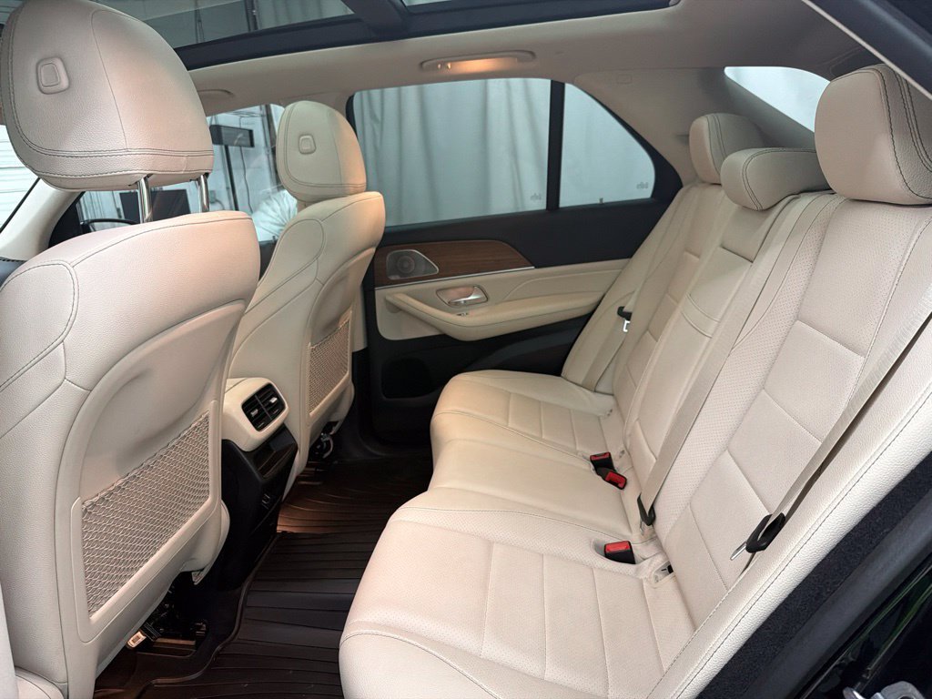 Certified Used 2022 Black Mercedes-Benz GLE 350 image 21
