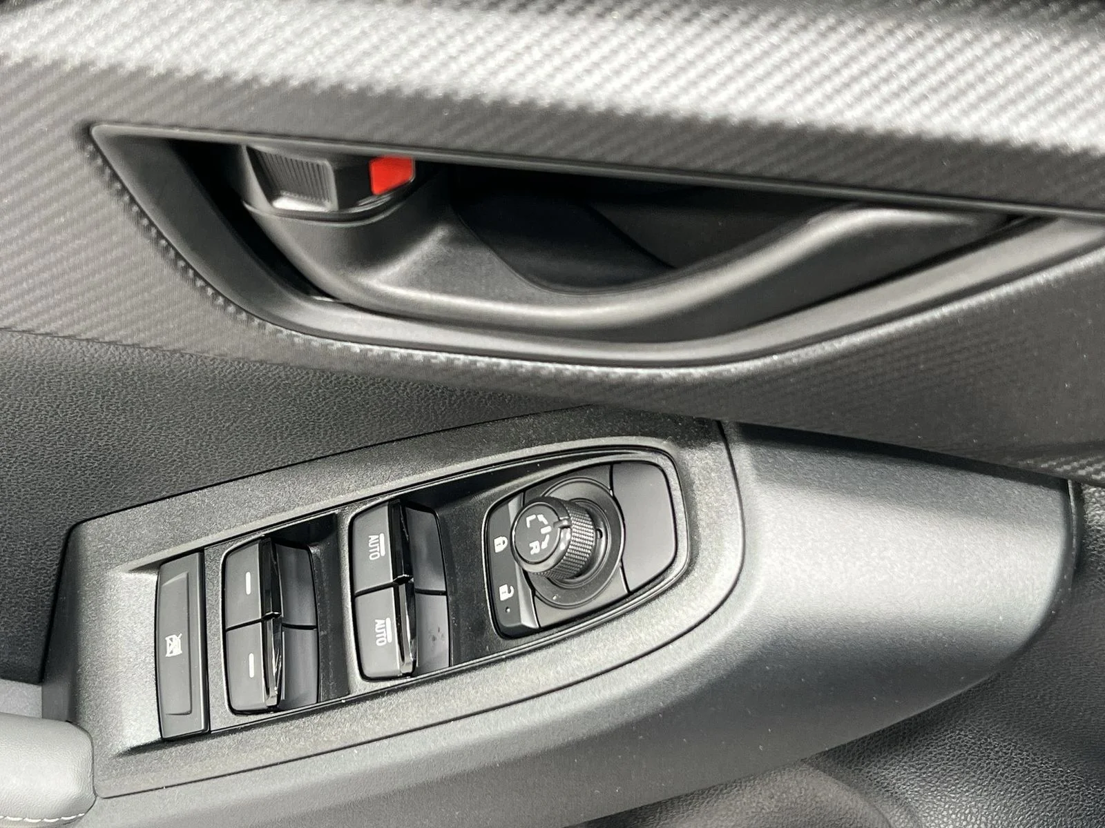 New 2026 ICE SILVER METALLIC Subaru Premium image 13