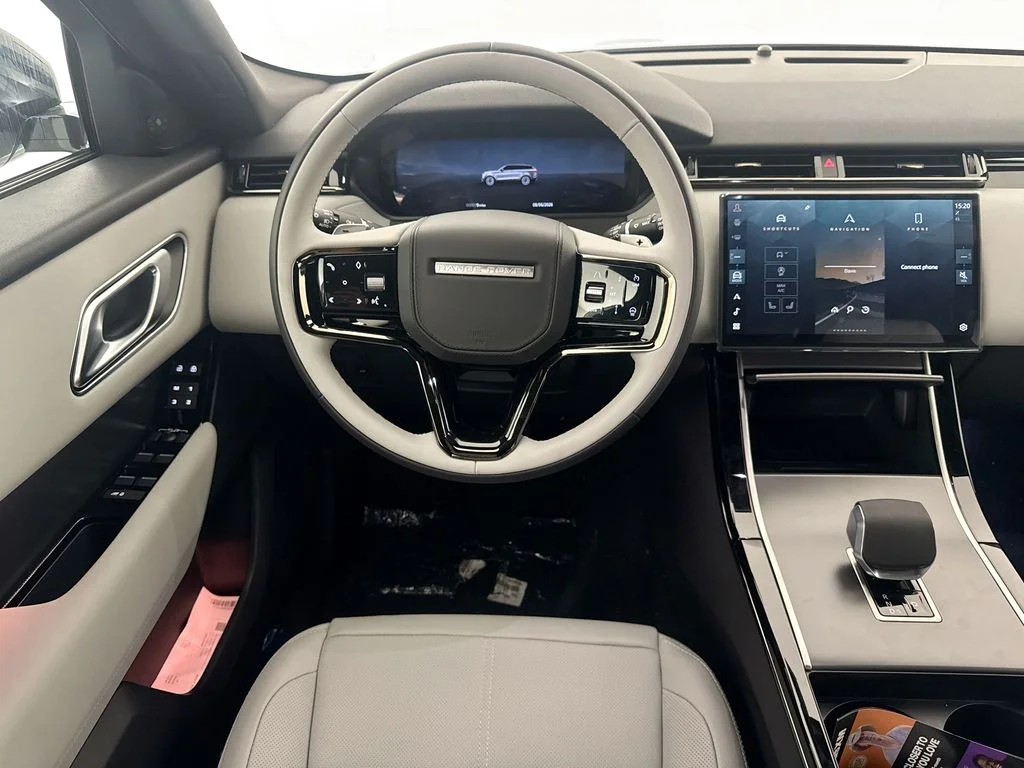 New 2026 Fuji White Land Rover S image 23