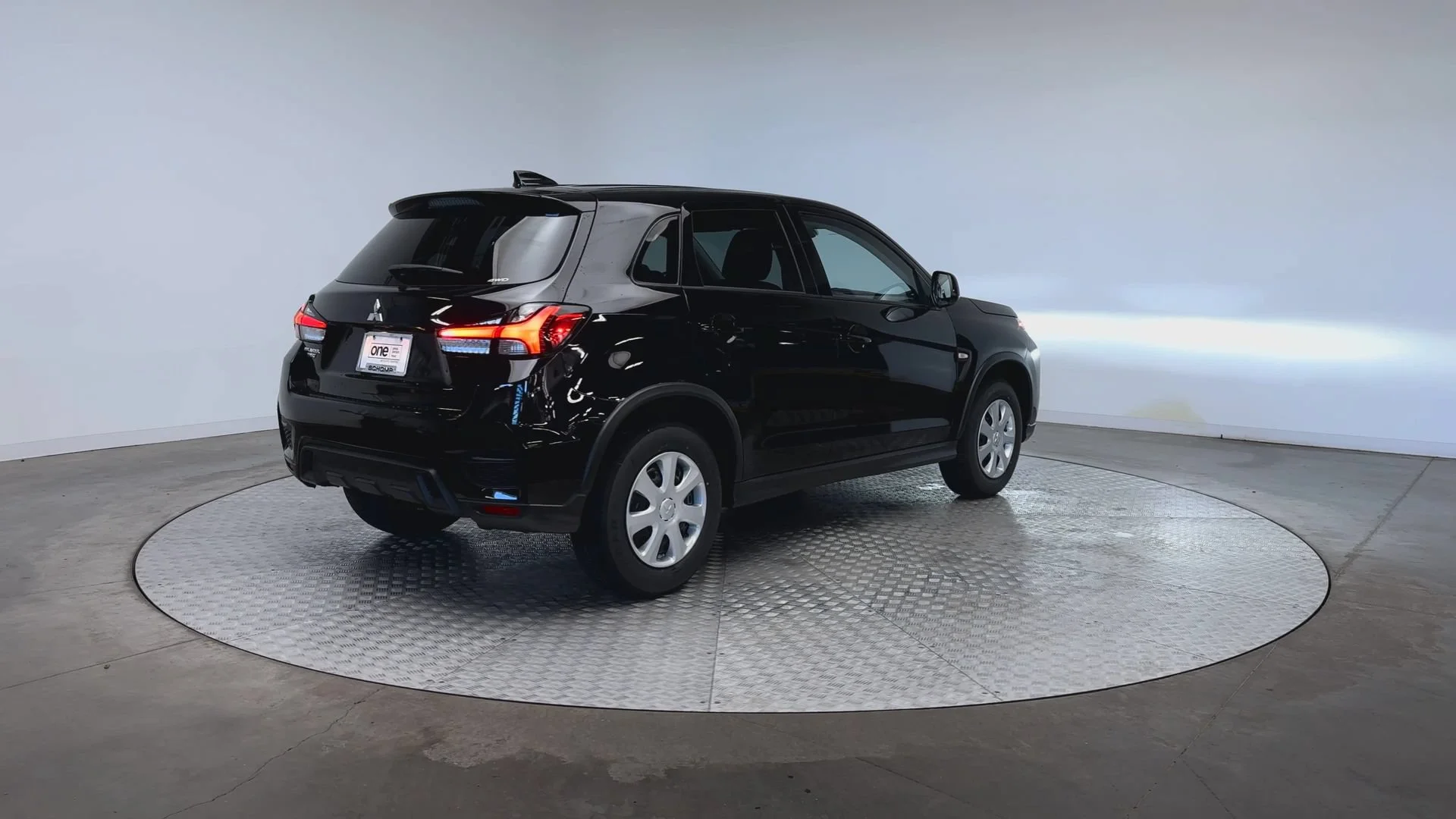 New 2026 Labrador Black Pearl Mitsubishi S image 8