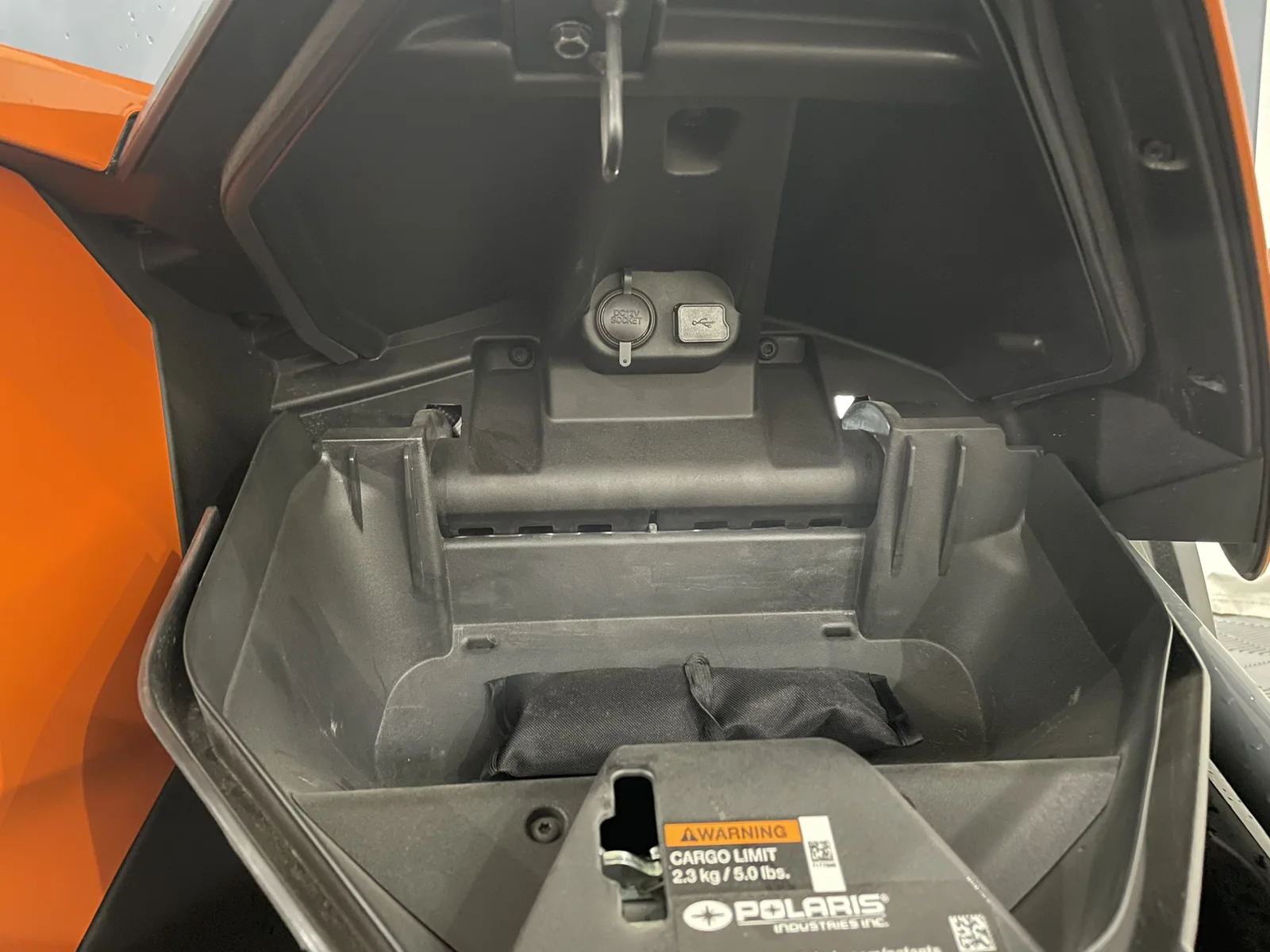 Used 2023 Orange Polaris  image 17