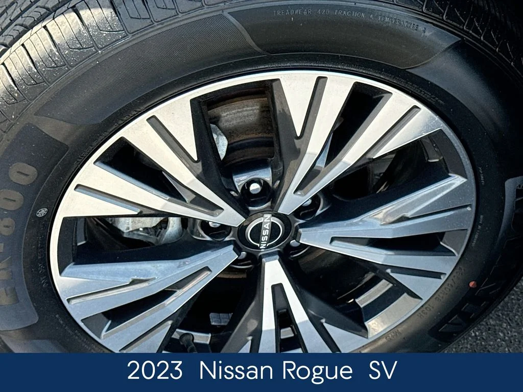 Used 2023 Gray Nissan SV image 12