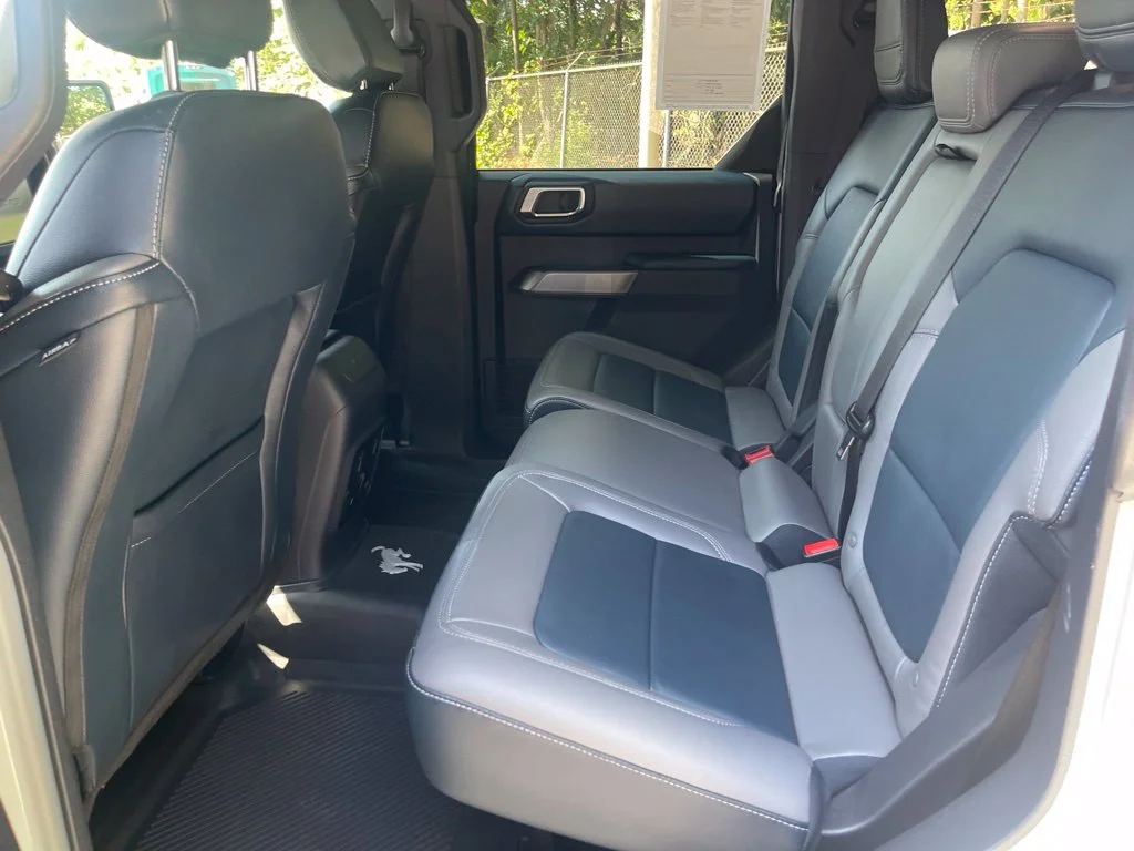 Used 2022 Green Ford Outer Banks image 15