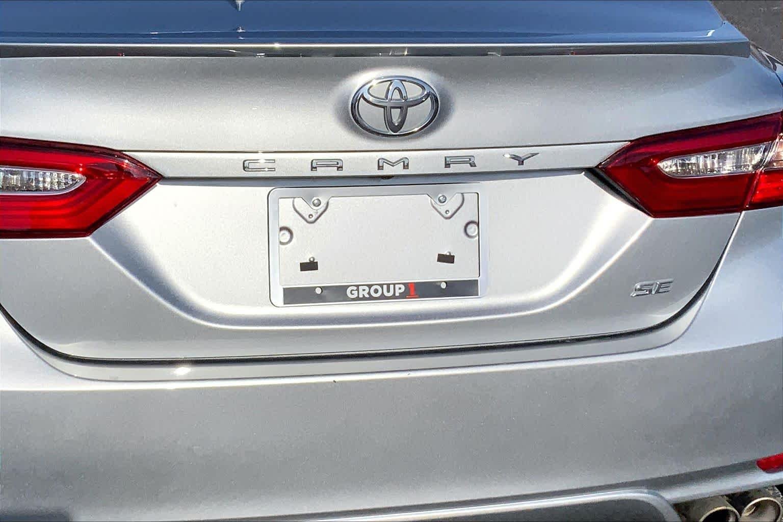 Used 2019 Celestial Silver Metallic Toyota SE image 31