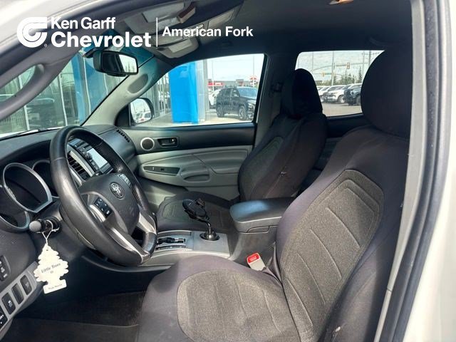 Used 2013 Super White Toyota Base image 1