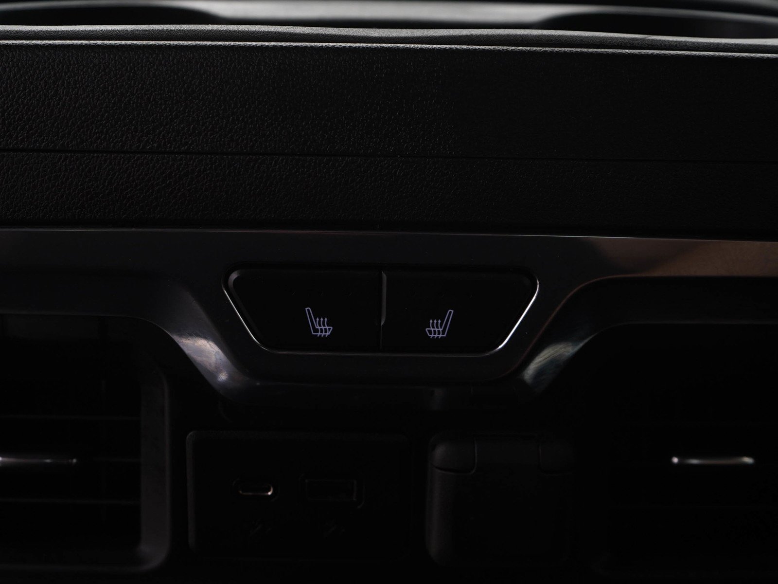 Used 2019 Black Chevrolet LTZ image 21