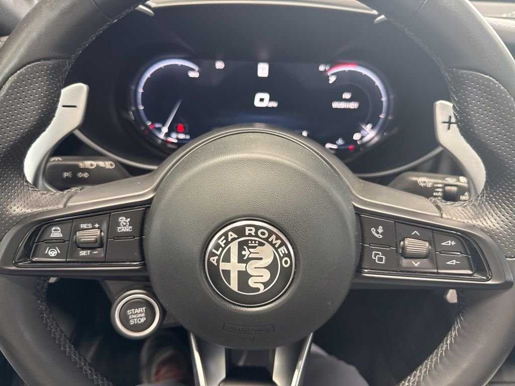 Used 2024 Gray Alfa Romeo Veloce image 19