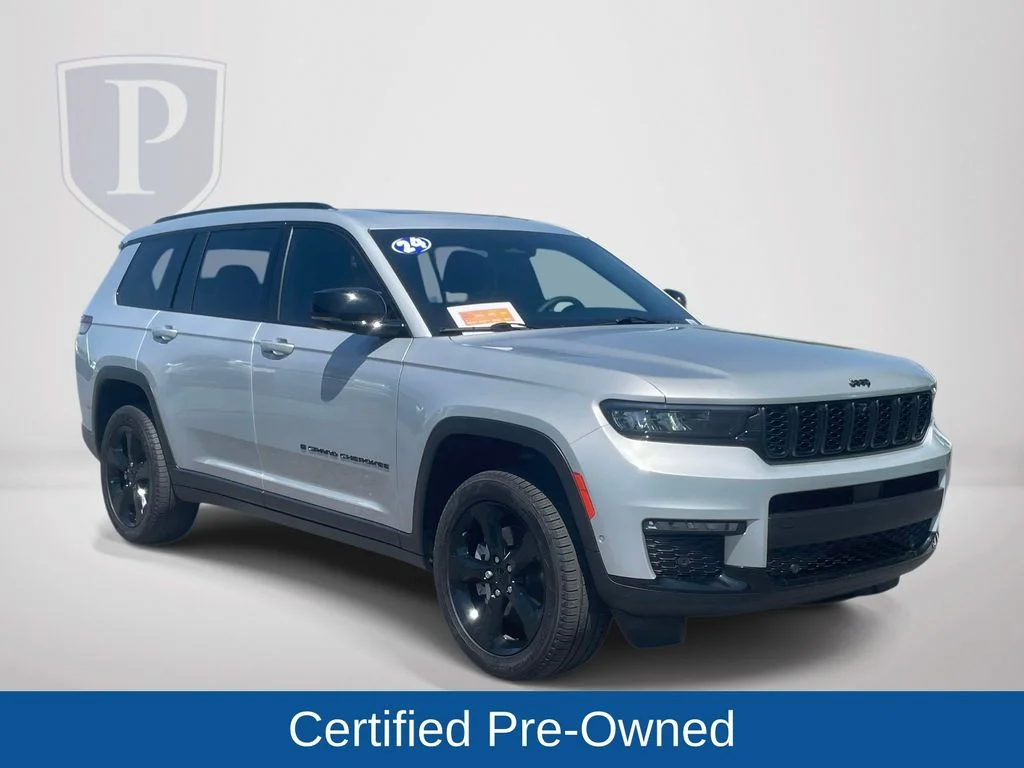 Used 2024 Silver Jeep Limited image 2