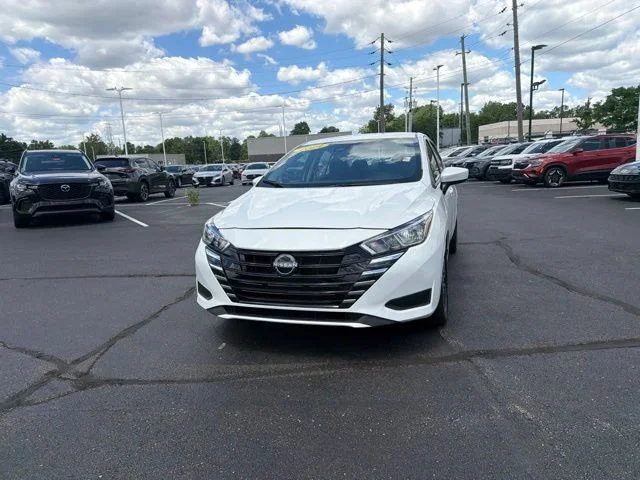 Used 2024 White Nissan 1.6 SV image 27