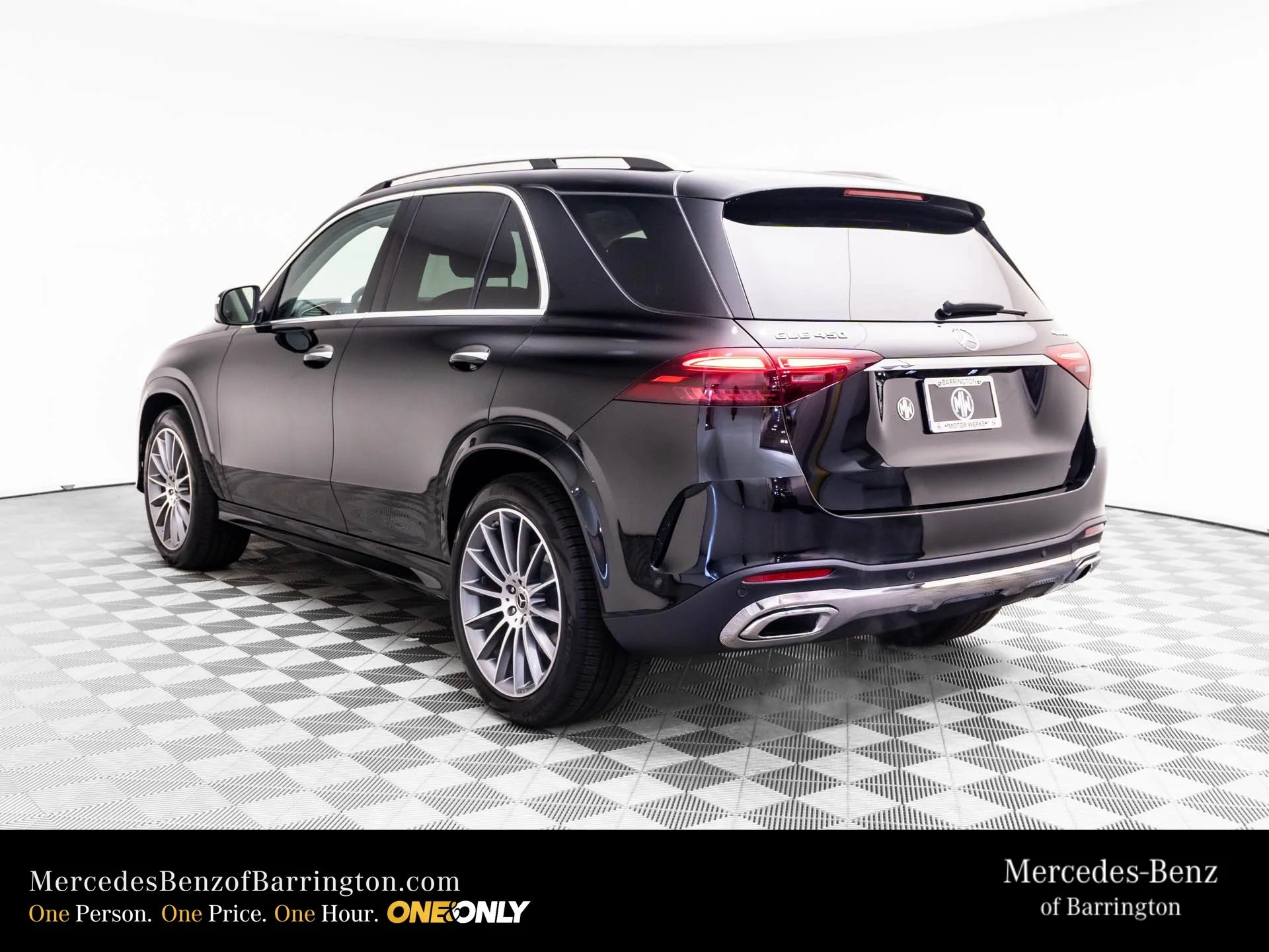 New 2026 Black Mercedes-Benz GLE 450 image 3