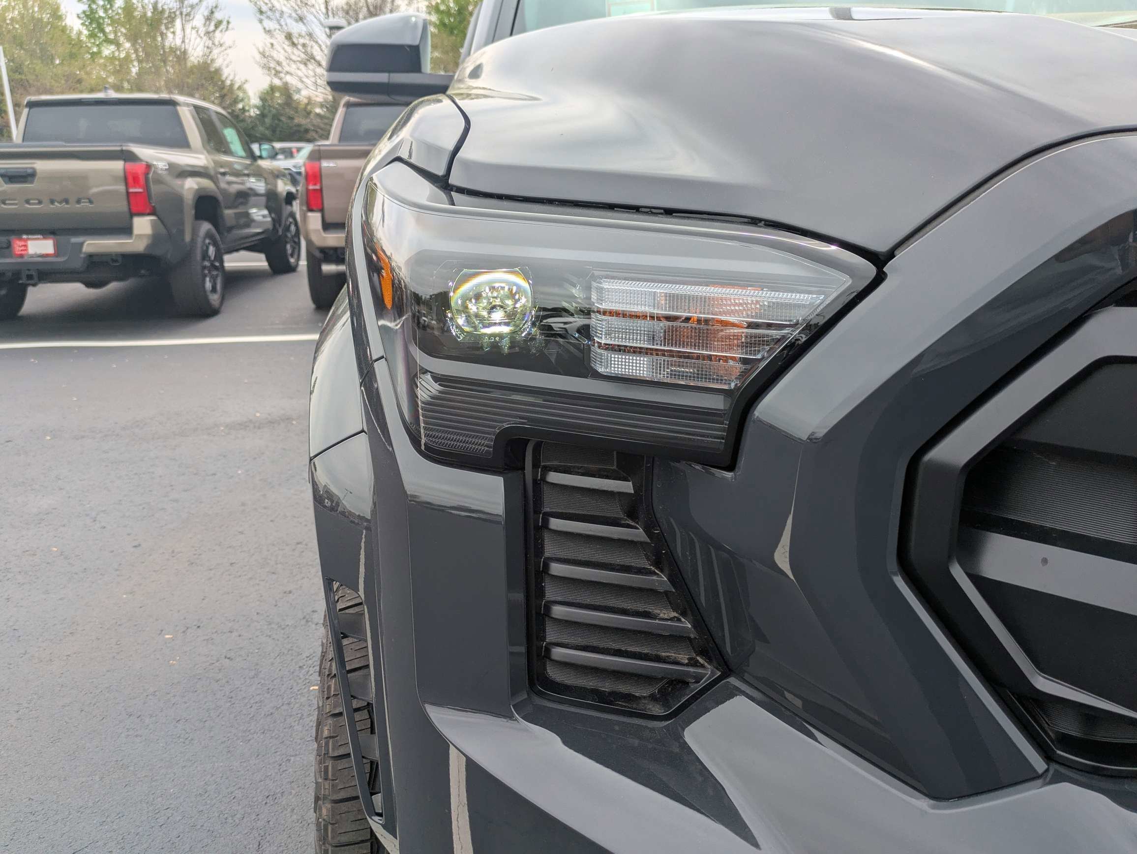 2026 Toyota Tacoma SR5 - Photo 11