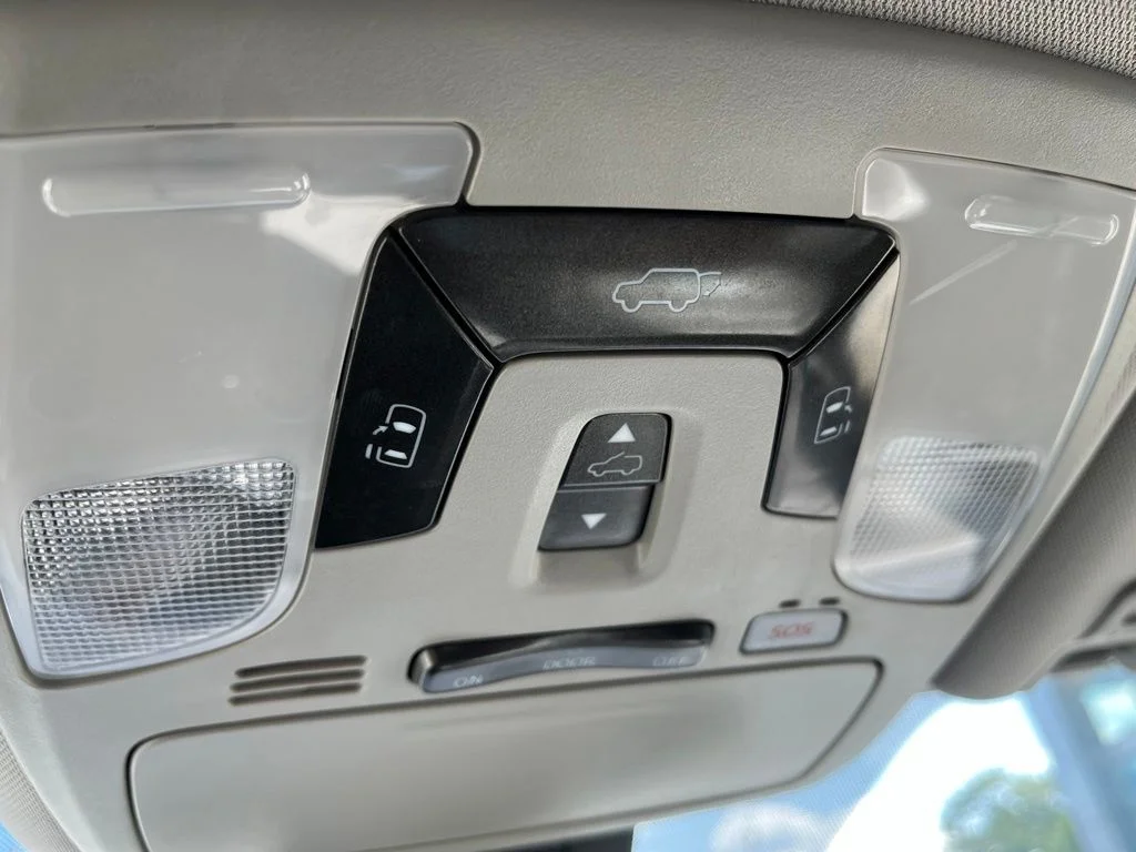 Used 2020 Gray Toyota XLE image 21