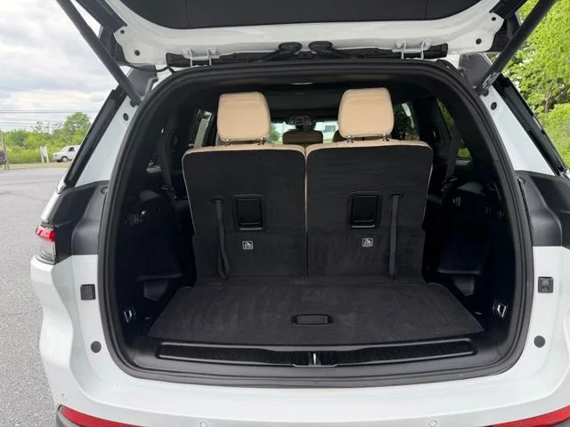 Used 2023 White Jeep Limited image 20