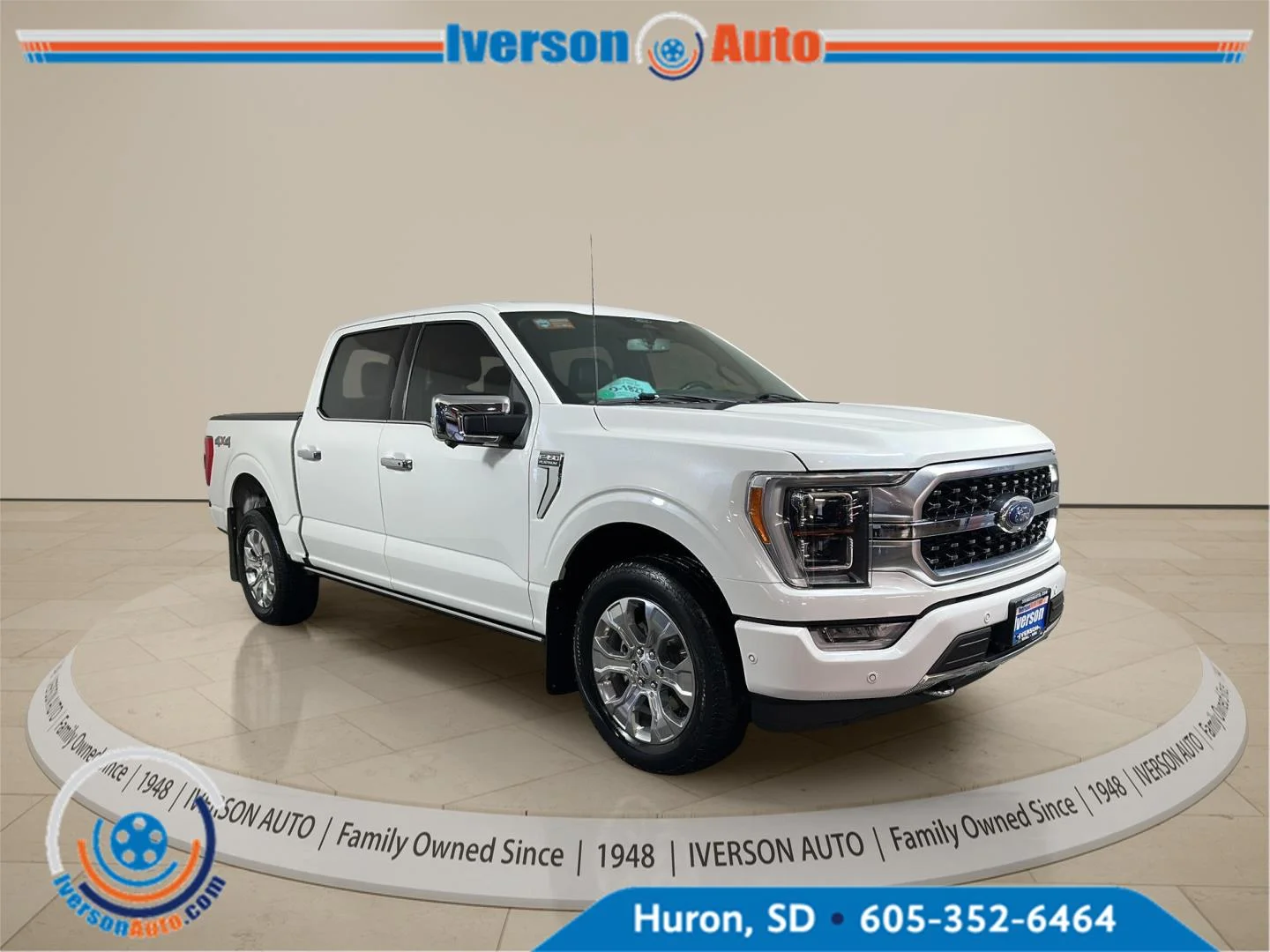 Used 2022 Star White Metallic Tri-Coat Ford Platinum image 1
