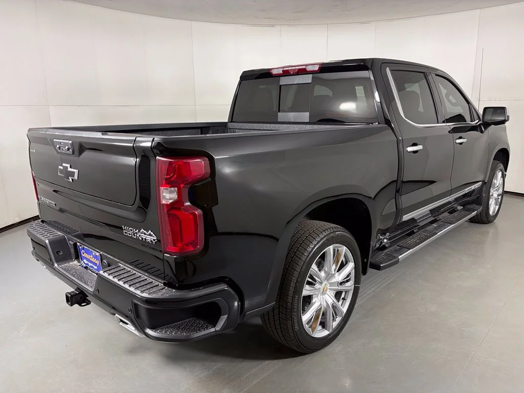 New 2026 Black Chevrolet High Country image 10