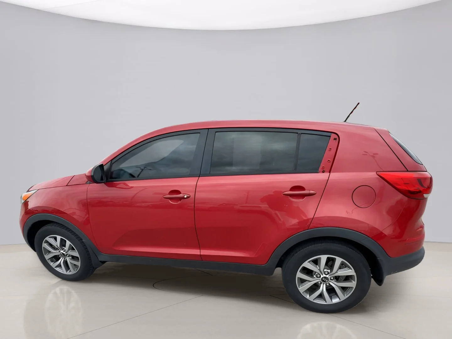 Used 2015 Red Kia LX FWD image 5
