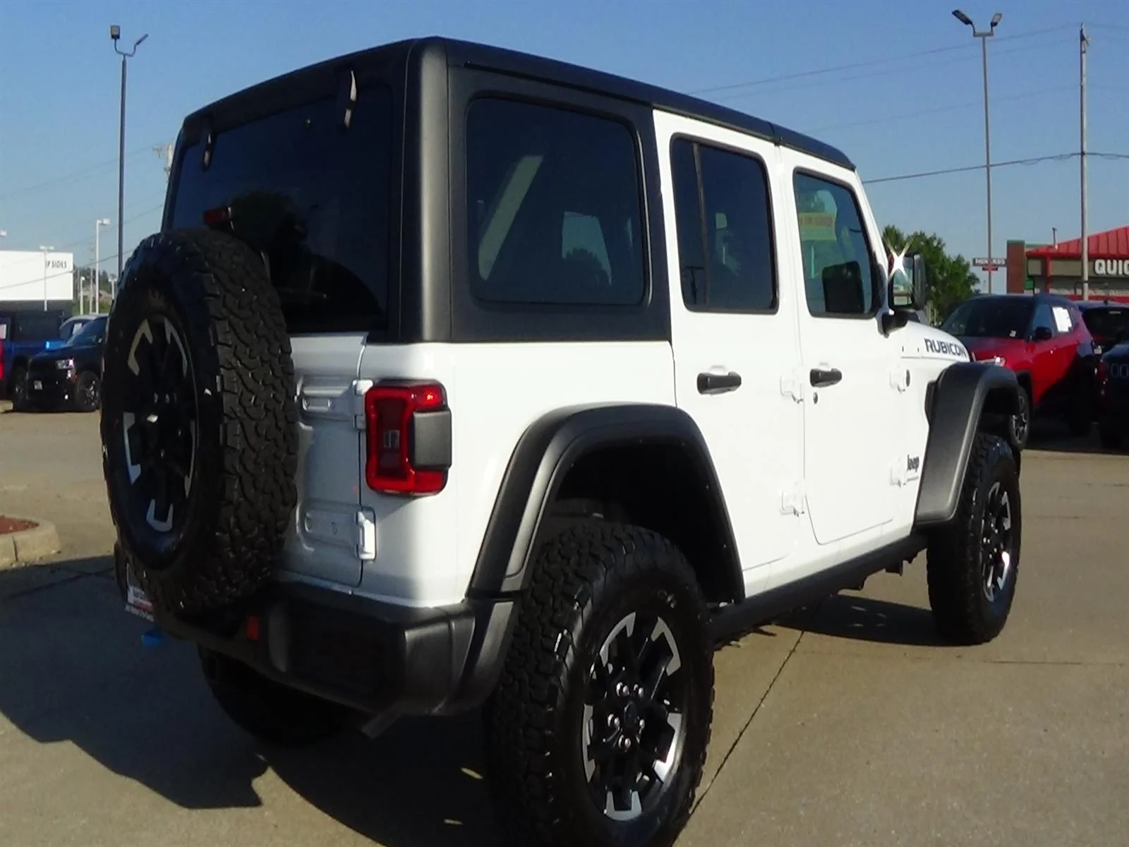 Certified Used 2025 Bright White Clear Coat (pw7) Jeep Rubicon 4xe image 6
