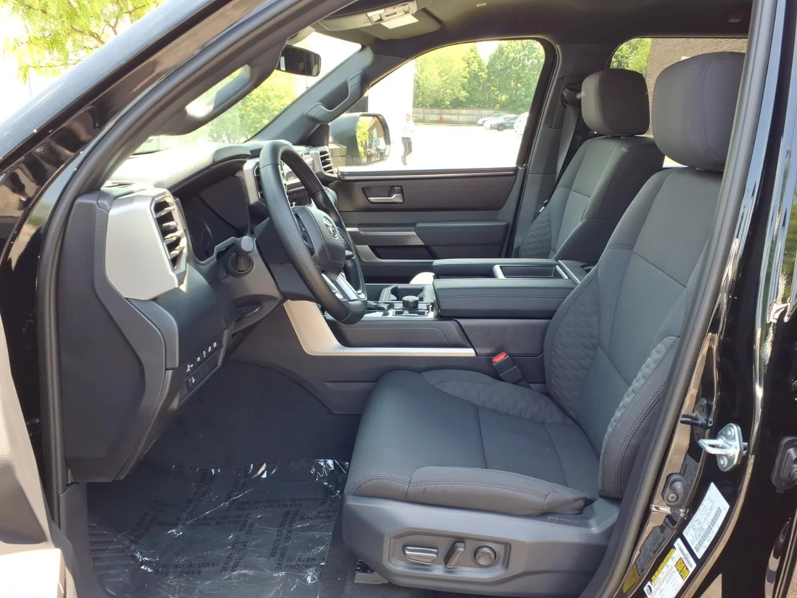 2026 Toyota Tundra SR5 - Photo 11
