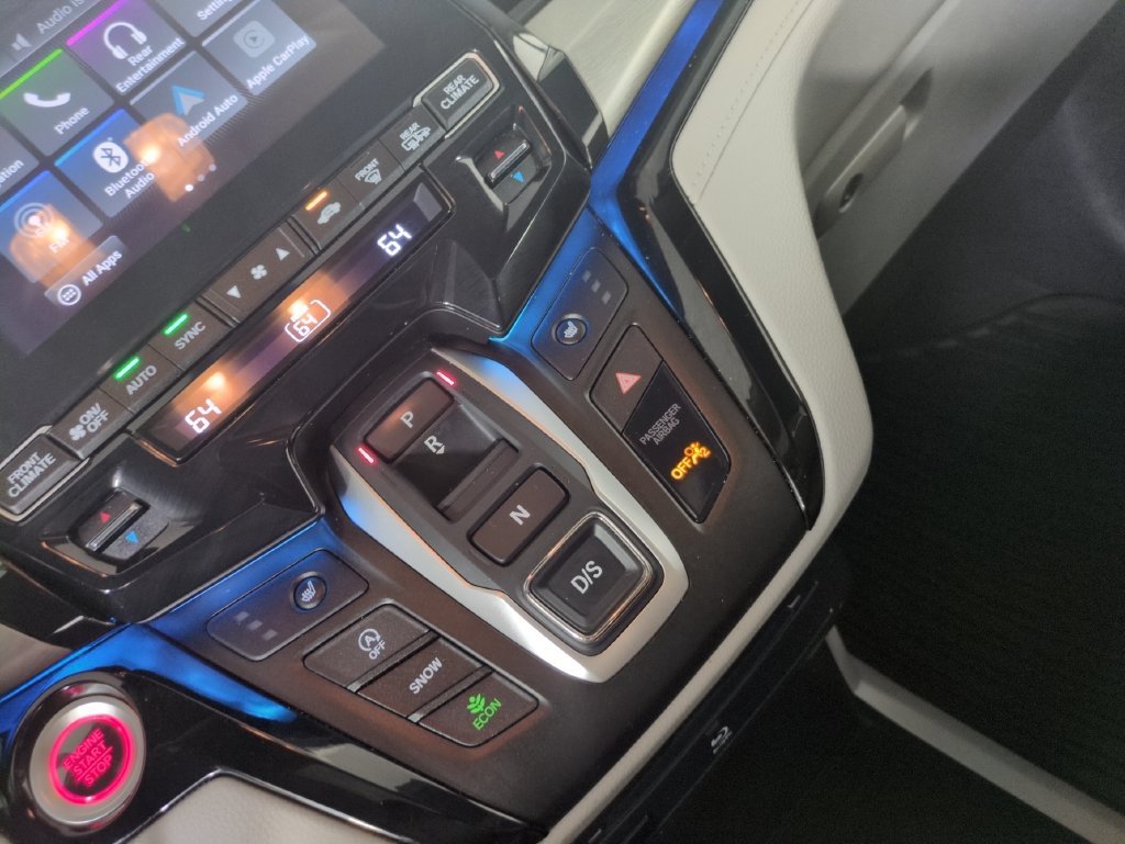 Certified Used 2024 Modern Steel Metallic Honda Touring image 30