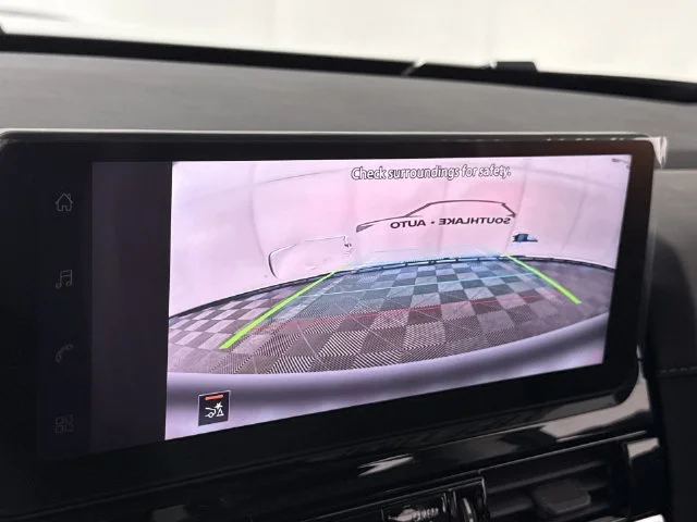 New 2026 White Nissan SV image 17