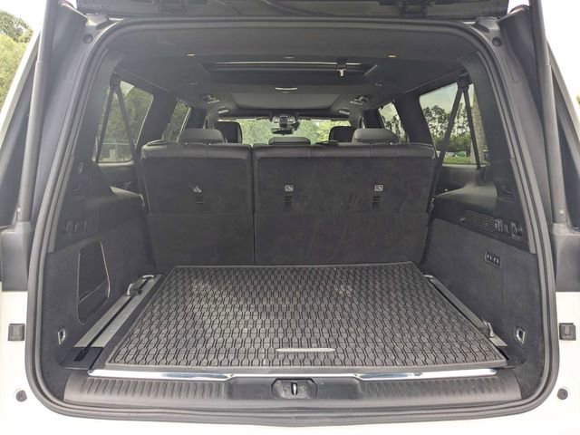 Used 2024 White Jeep Series III image 11