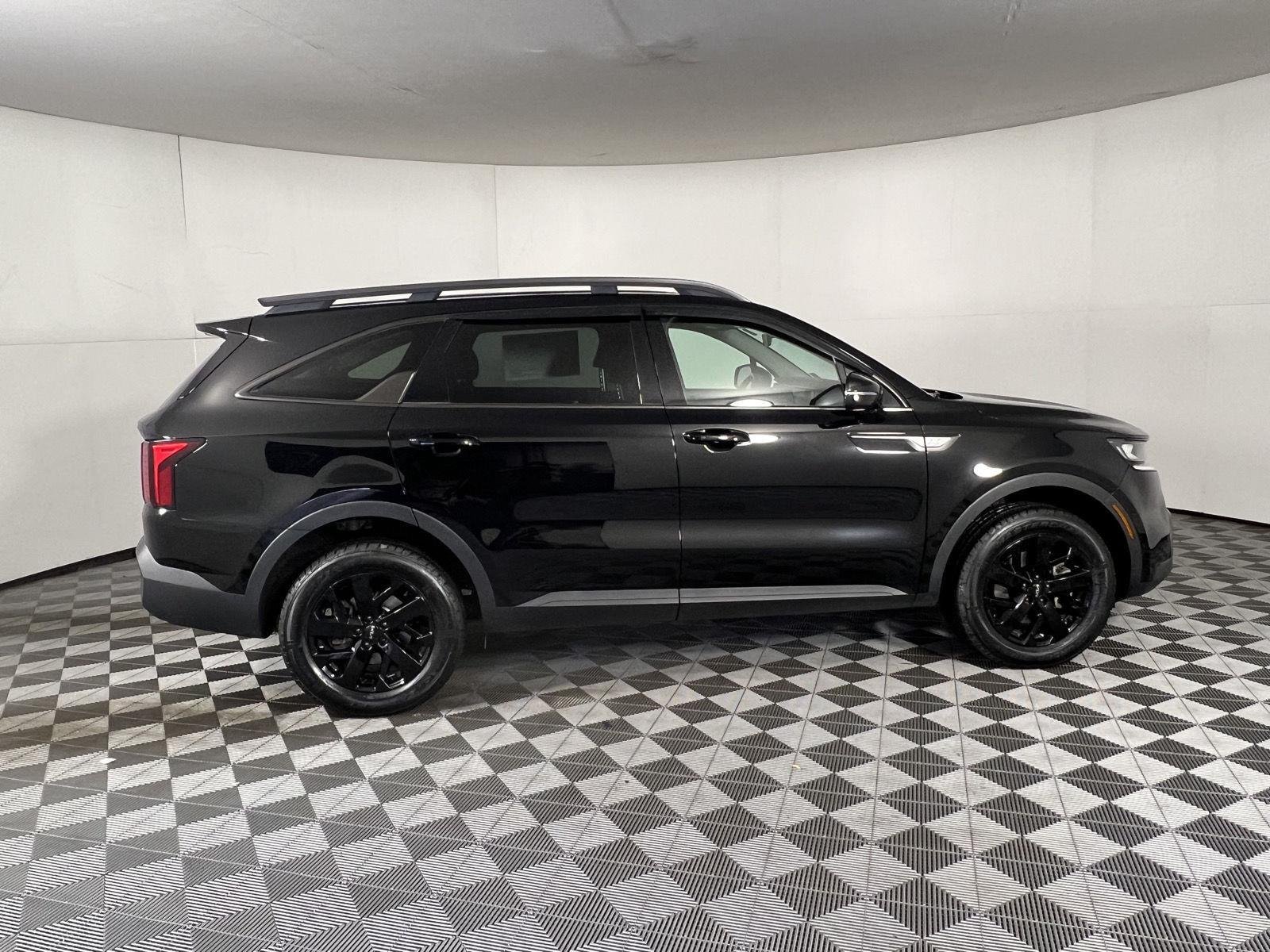 Used 2023 Ebony Black Kia X-Line S image 11