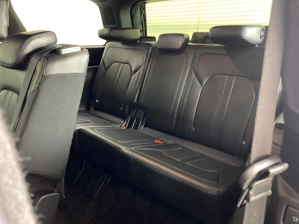 Used 2018 Magnetic Ford Limited image 12