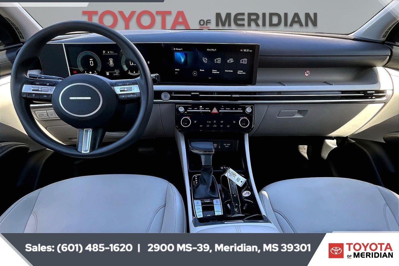 Used 2025 Hampton Gray Hyundai SEL image 13