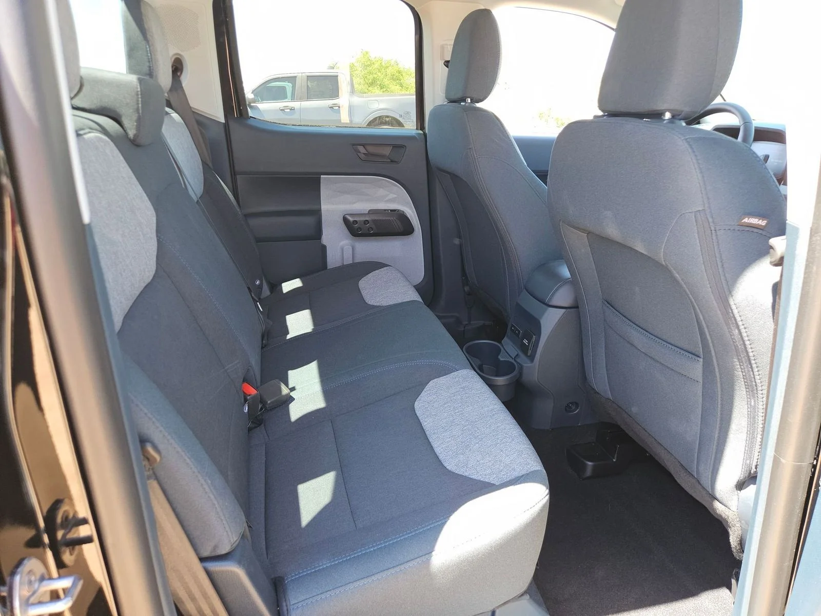 New 2026 Shadow Black Ford XLT image 25
