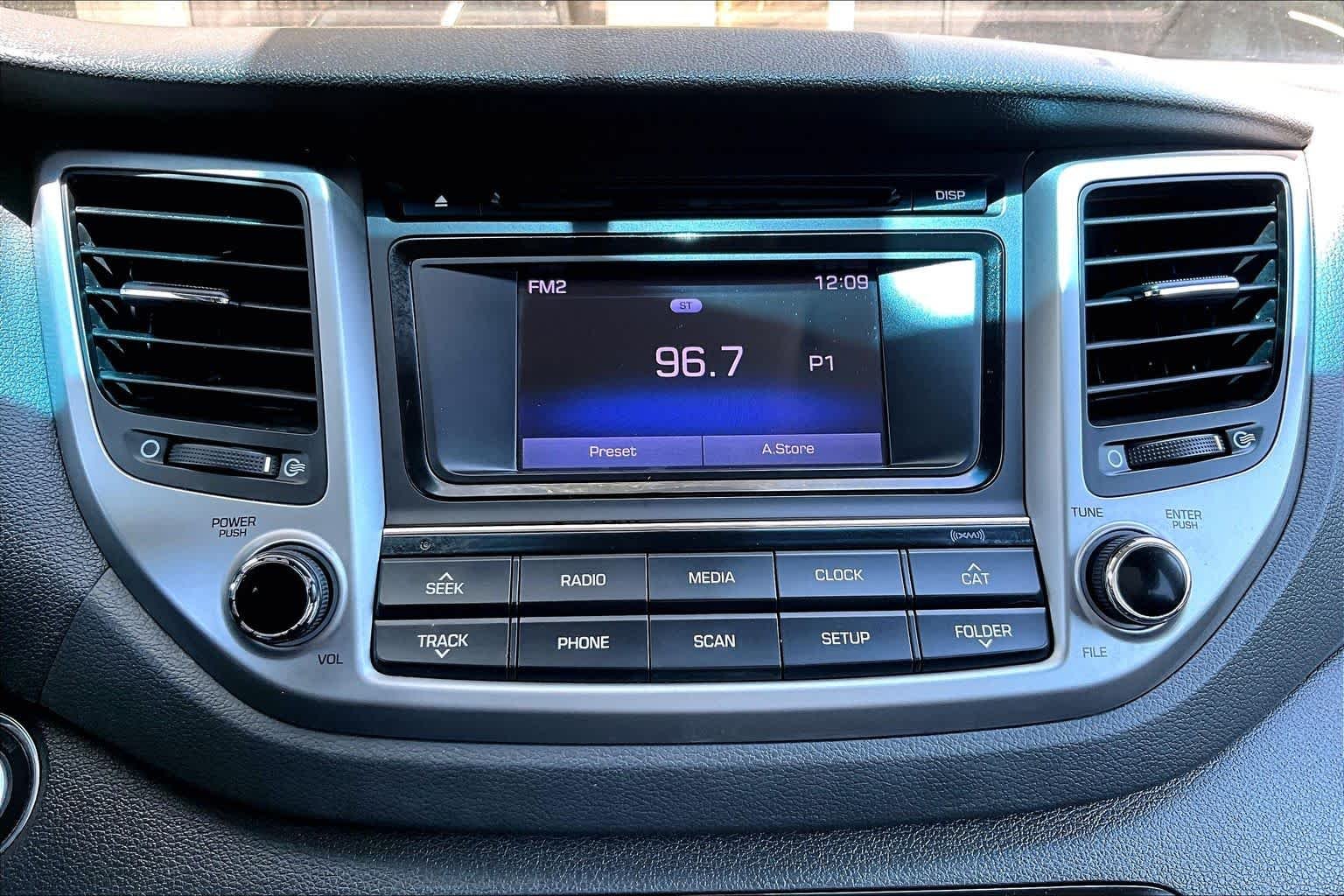 Used 2016 Ash Black Hyundai Sport image 30