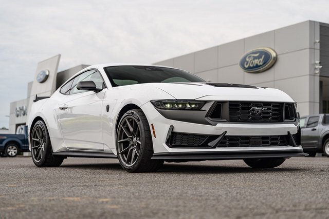 2026 Ford Mustang Dark Horse® Premium