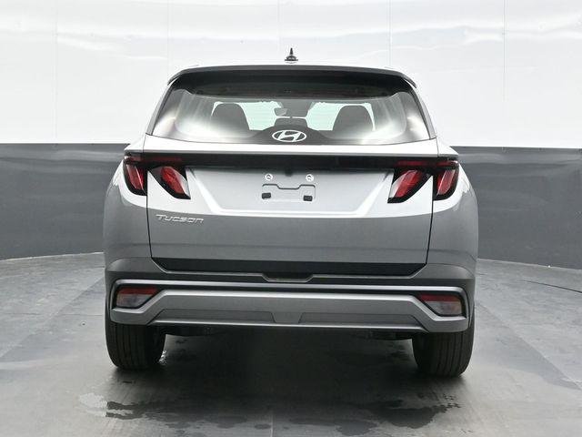 New 2026 Silver Hyundai SE FWD image 2
