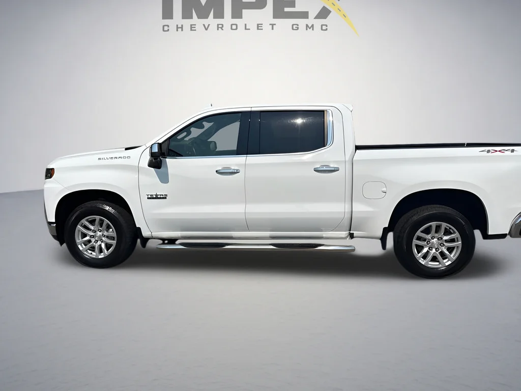 Used 2020 SUMMIT WHITE Chevrolet LTZ image 30