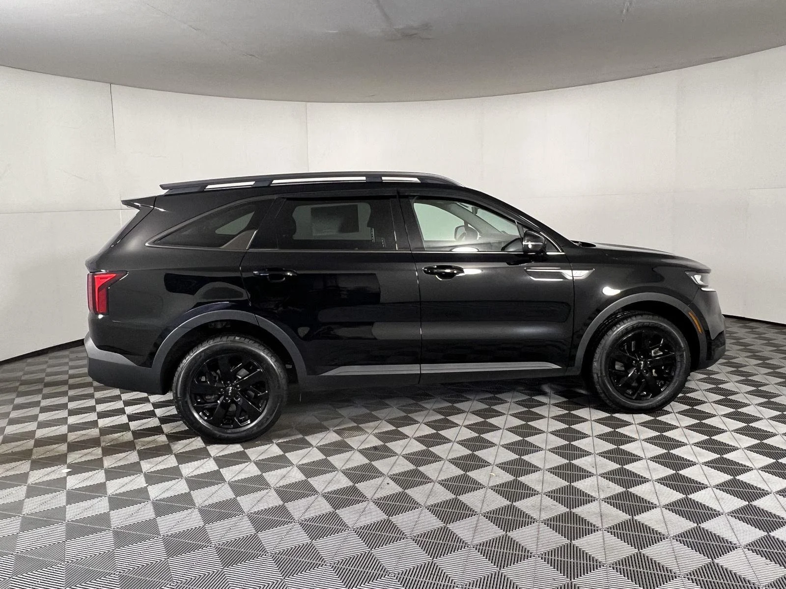 Used 2023 Ebony Black Kia X-Line S image 11