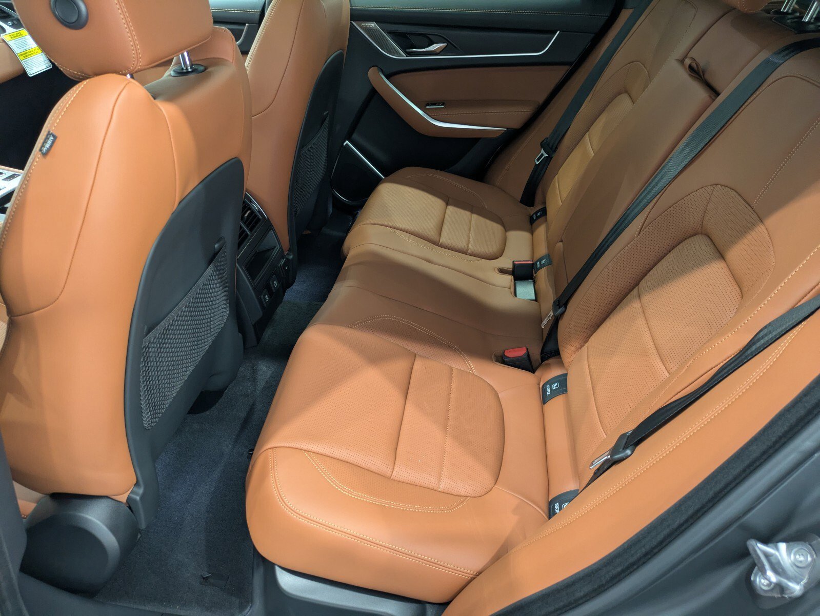 2026 Jaguar F-Pace R-Dynamic S - Photo 11