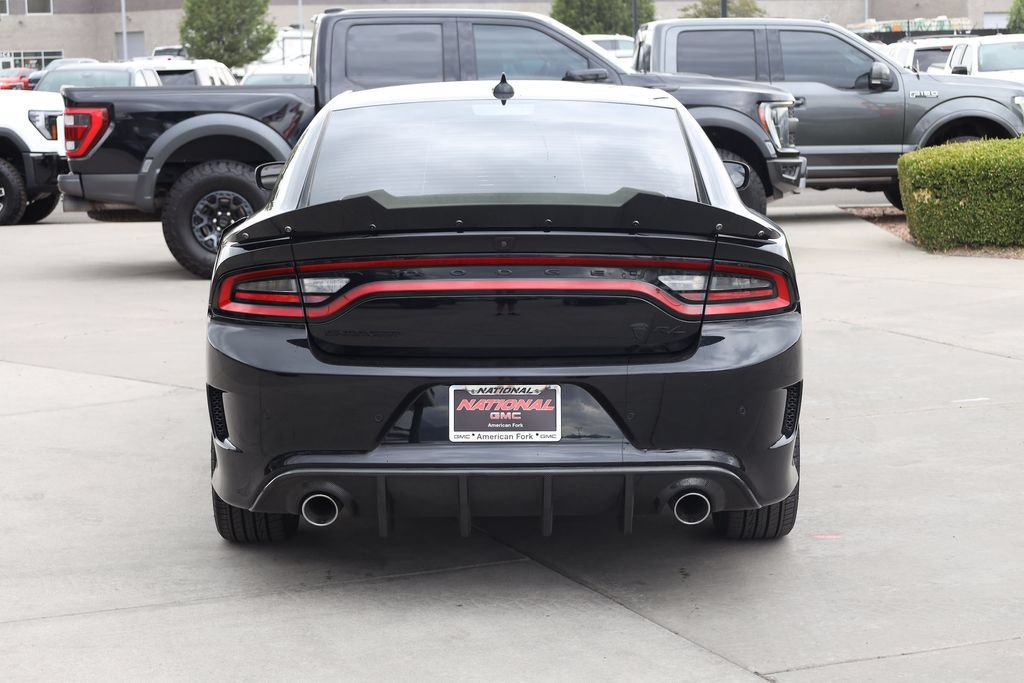 Used 2022 Pitch Black Clearcoat Dodge R/T image 5
