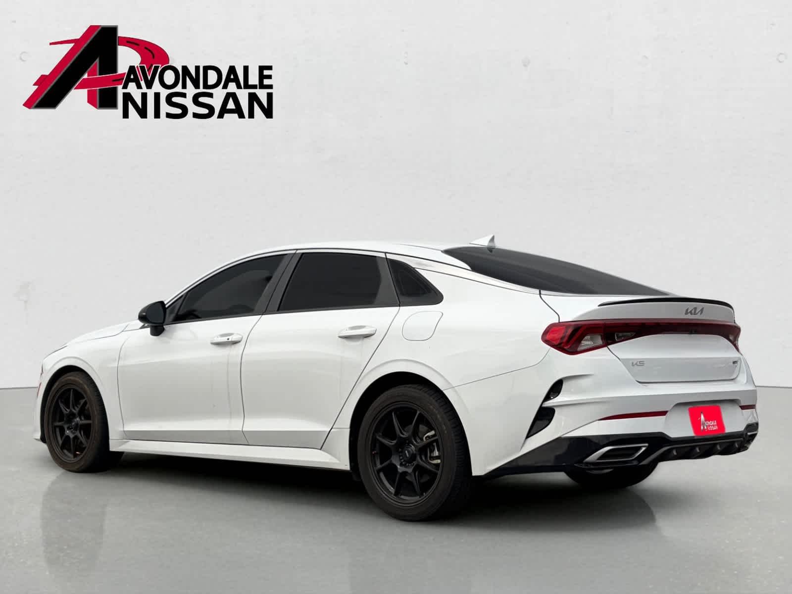Used 2023 Glacial White Pearl Kia GT-Line image 4