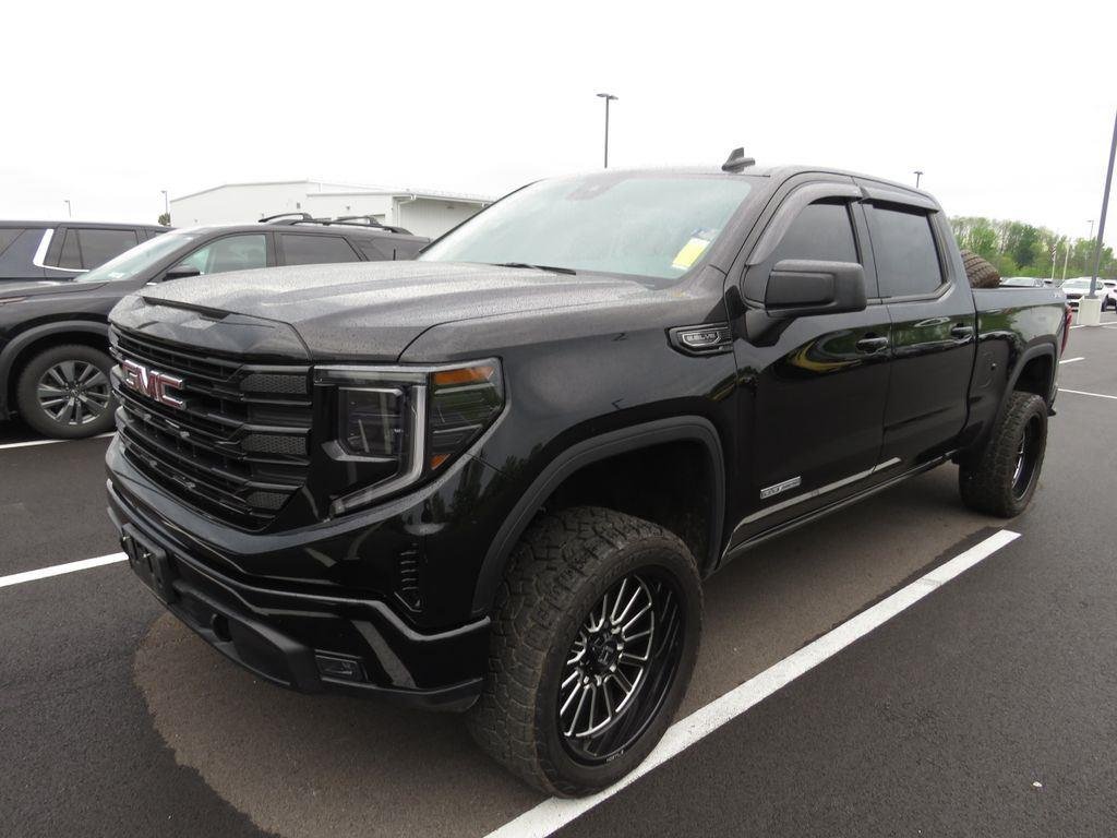 Used 2025 Onyx Black GMC Elevation image 7