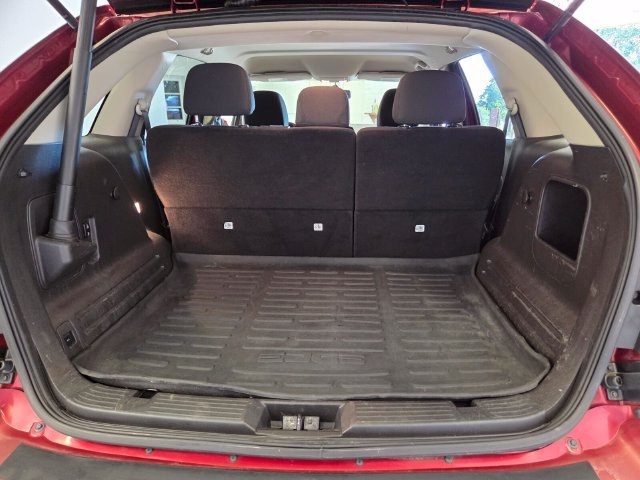 Used 2013 Red Ford SEL image 16