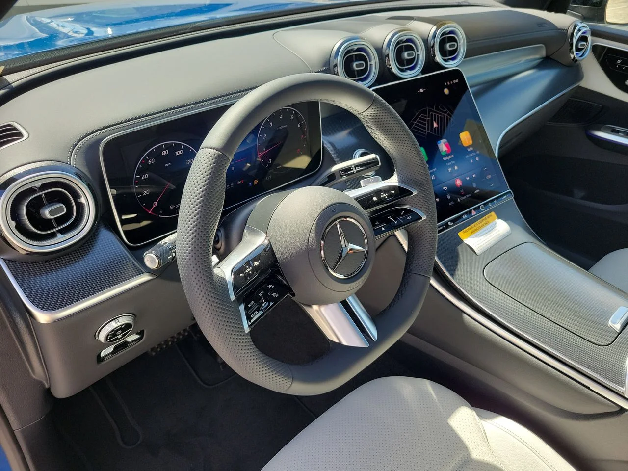 New 2026 Starling Blue Metallic Mercedes-Benz GLC 300 image 23