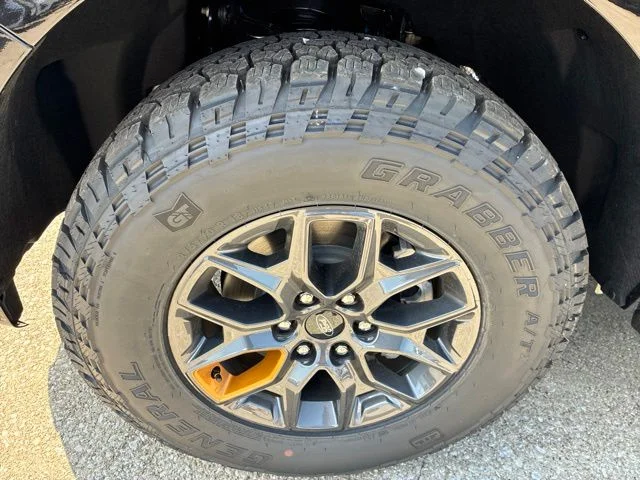 New 2026 Agate Black Metallic Ford Tremor® image 19