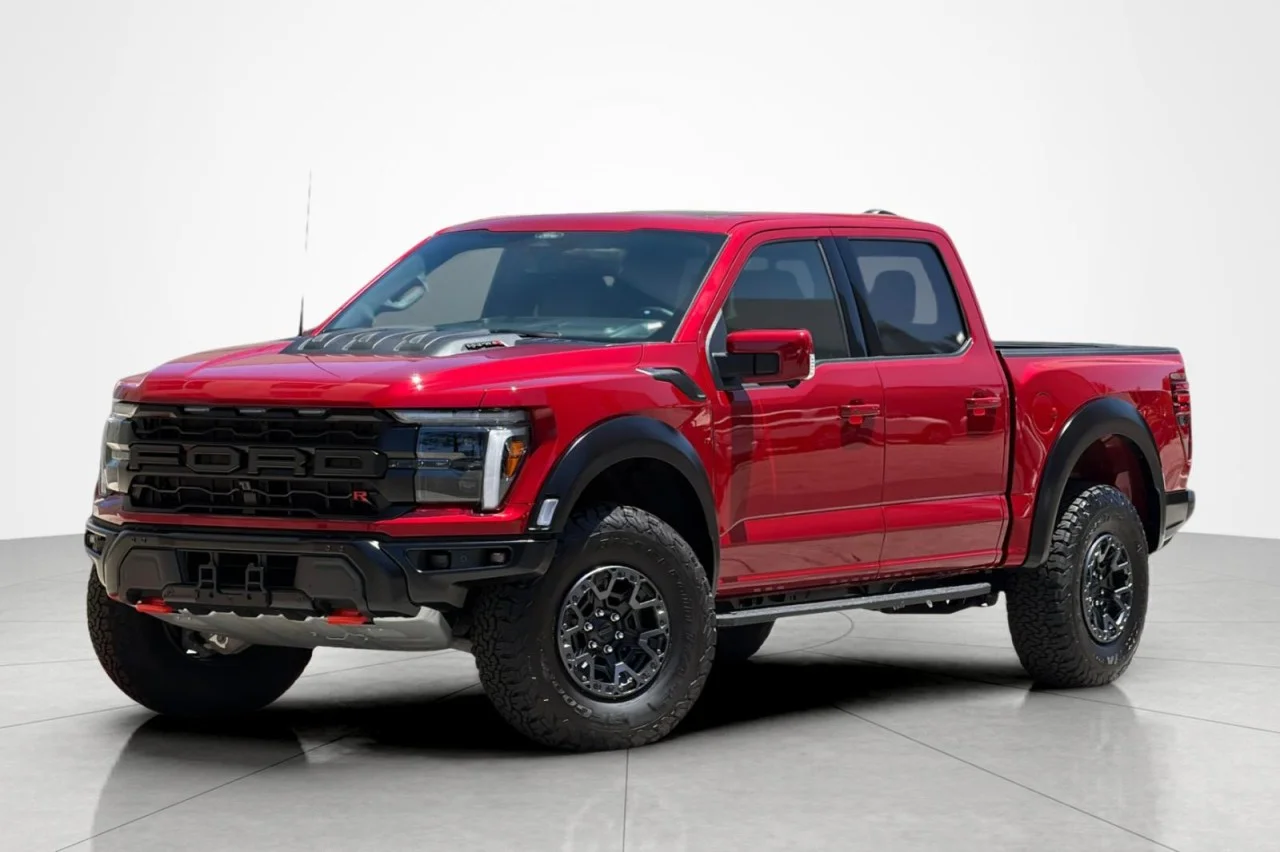 Used 2025 RED Ford Raptor image 1