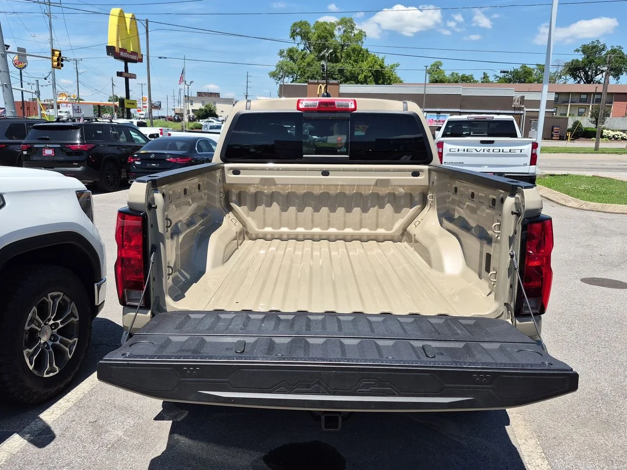 Used 2024 Sand Dune Metallic Chevrolet Trail Boss image 25