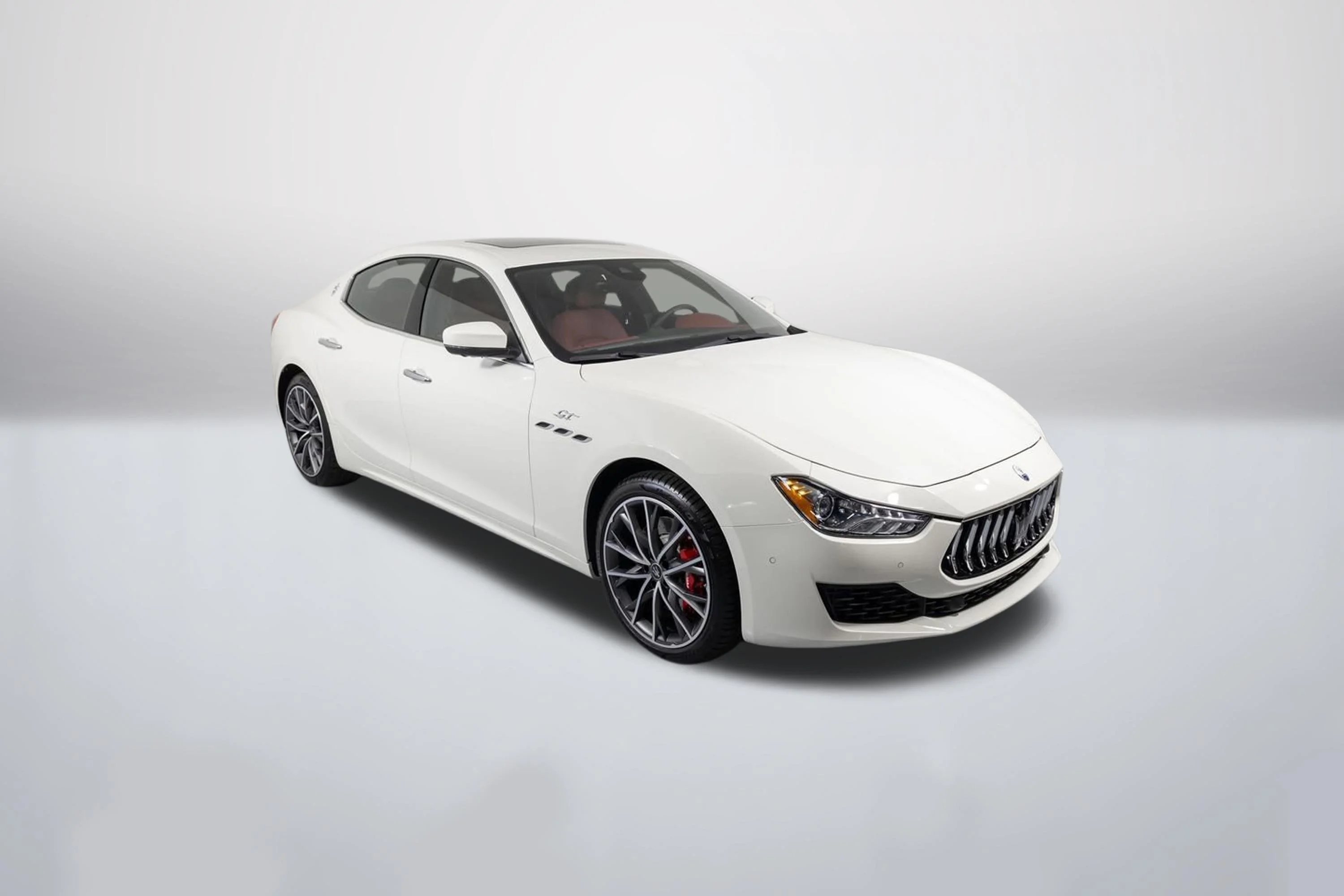 Used 2023 White Maserati GT image 1