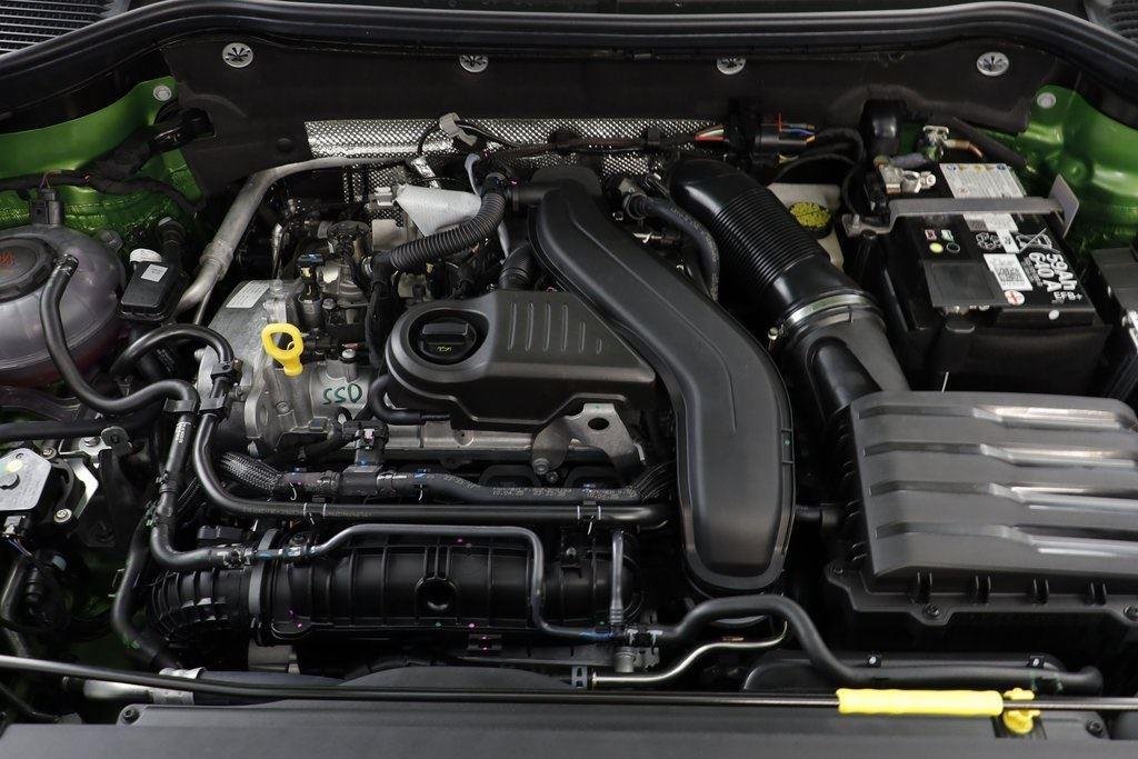 2025 Volkswagen Taos SEL - Photo 23